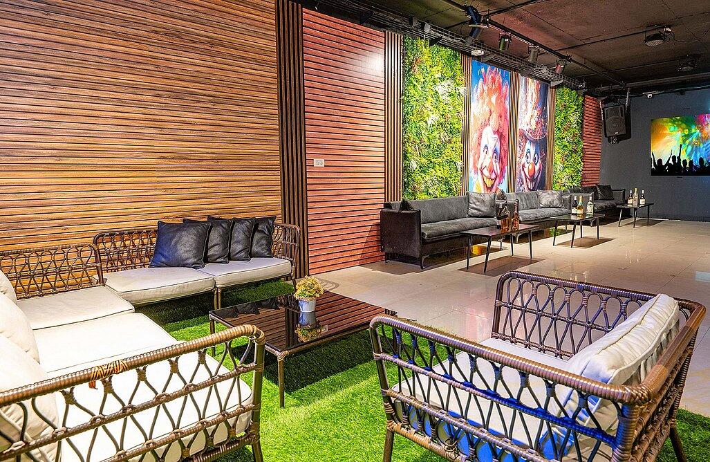 מון נייט איוונטס - Moon Night Events מרכז  7  לופט לנד