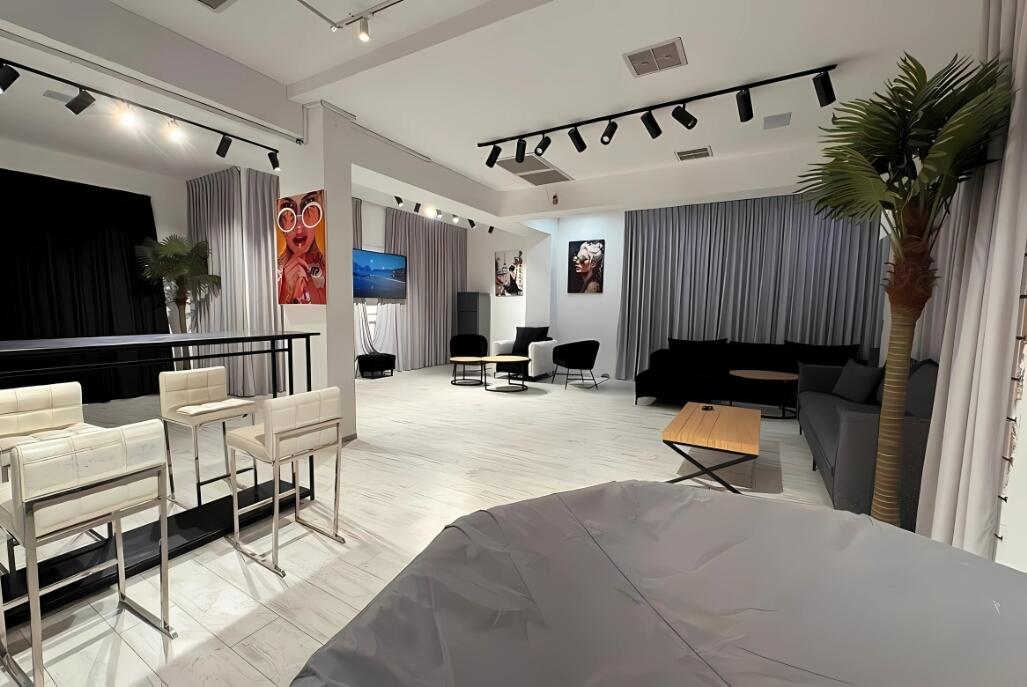 קינג ג'ורג פלייס - King George Place מרכז  16  לופט לנד