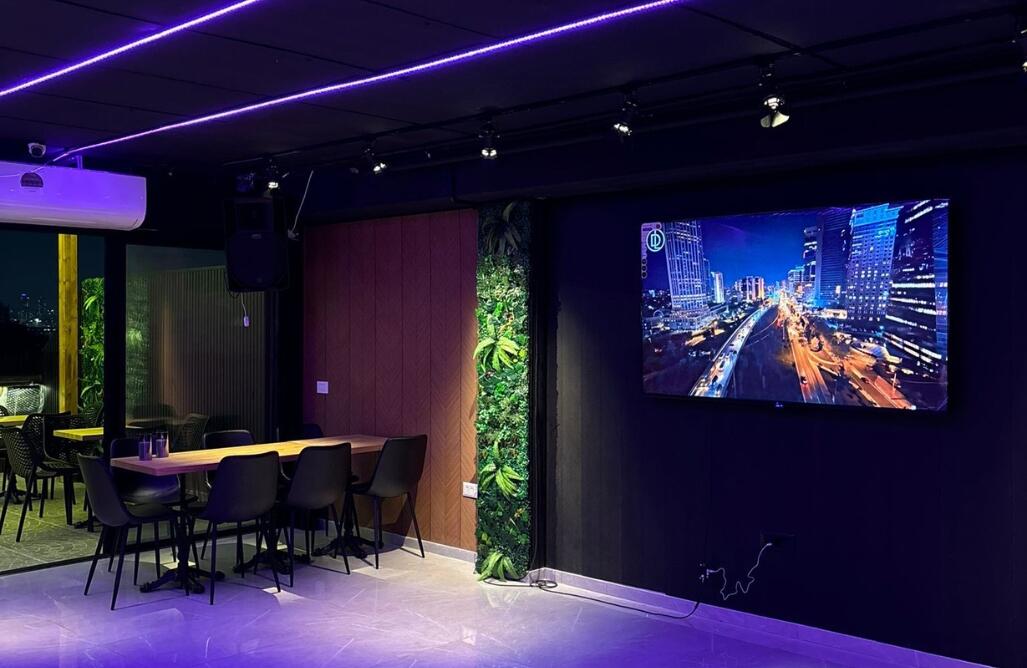 קוואלי רוף טופ - Cavalli Roof Top מרכז  7  לופט לנד