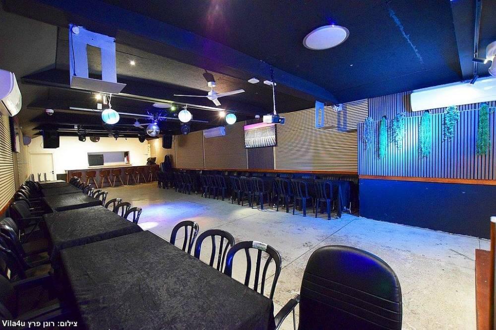 זאקיז מרכז  13  לופט לנד