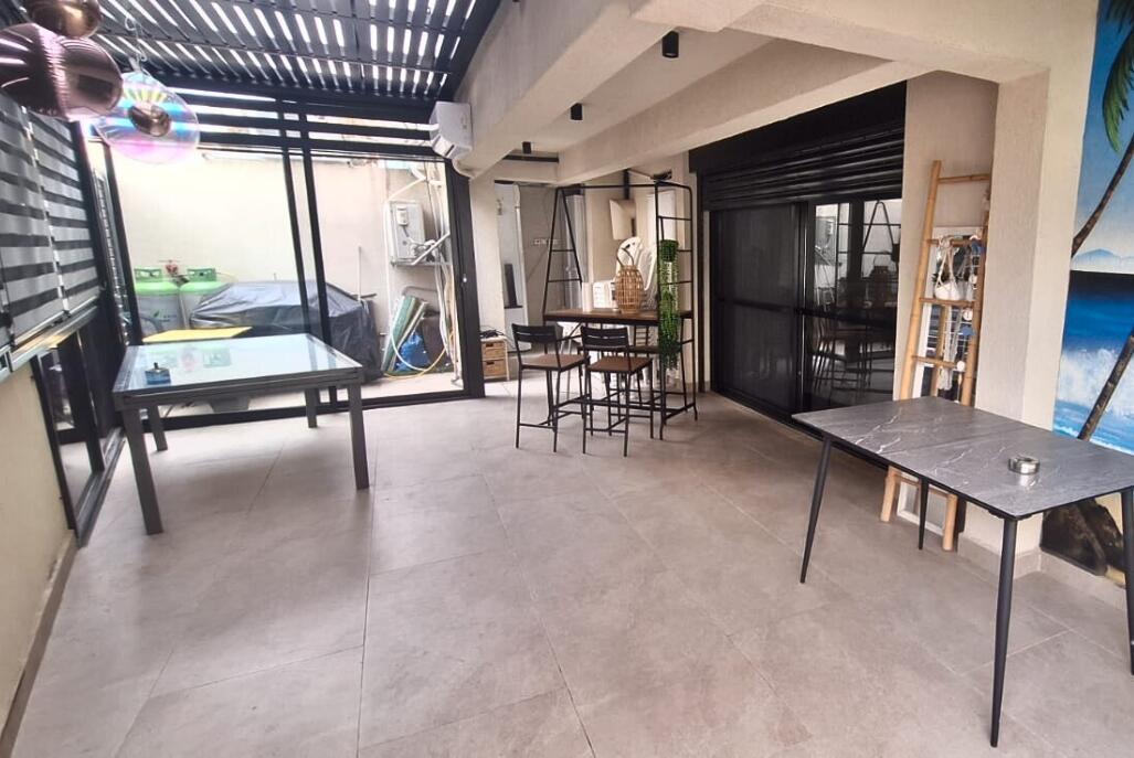 החצר בטיילת - אירועים ליד הים מרכז  28  לופט לנד