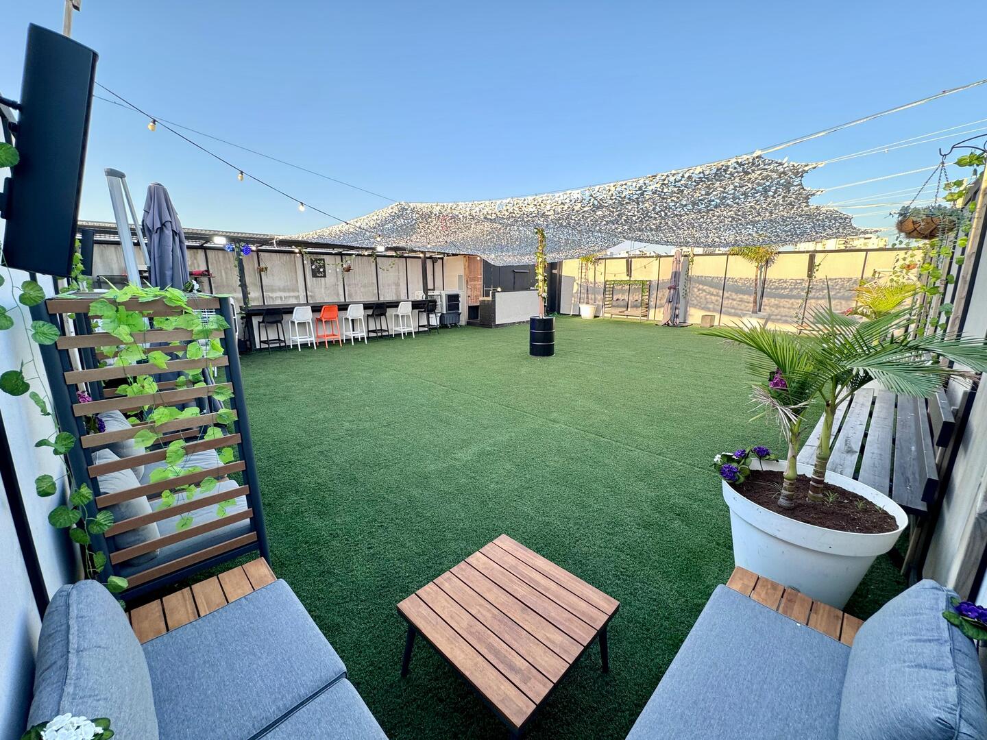 סקיי רוף - Sky Roof מרכז  18  לופט לנד