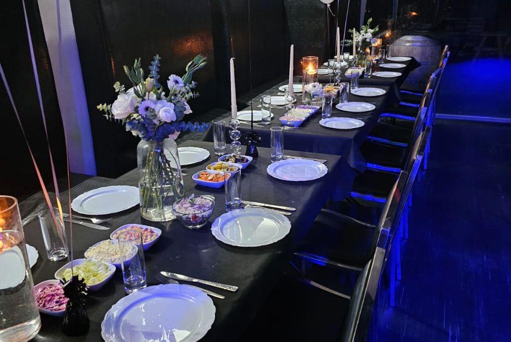 פאפוס איוונטס מרכז  8  לופט לנד