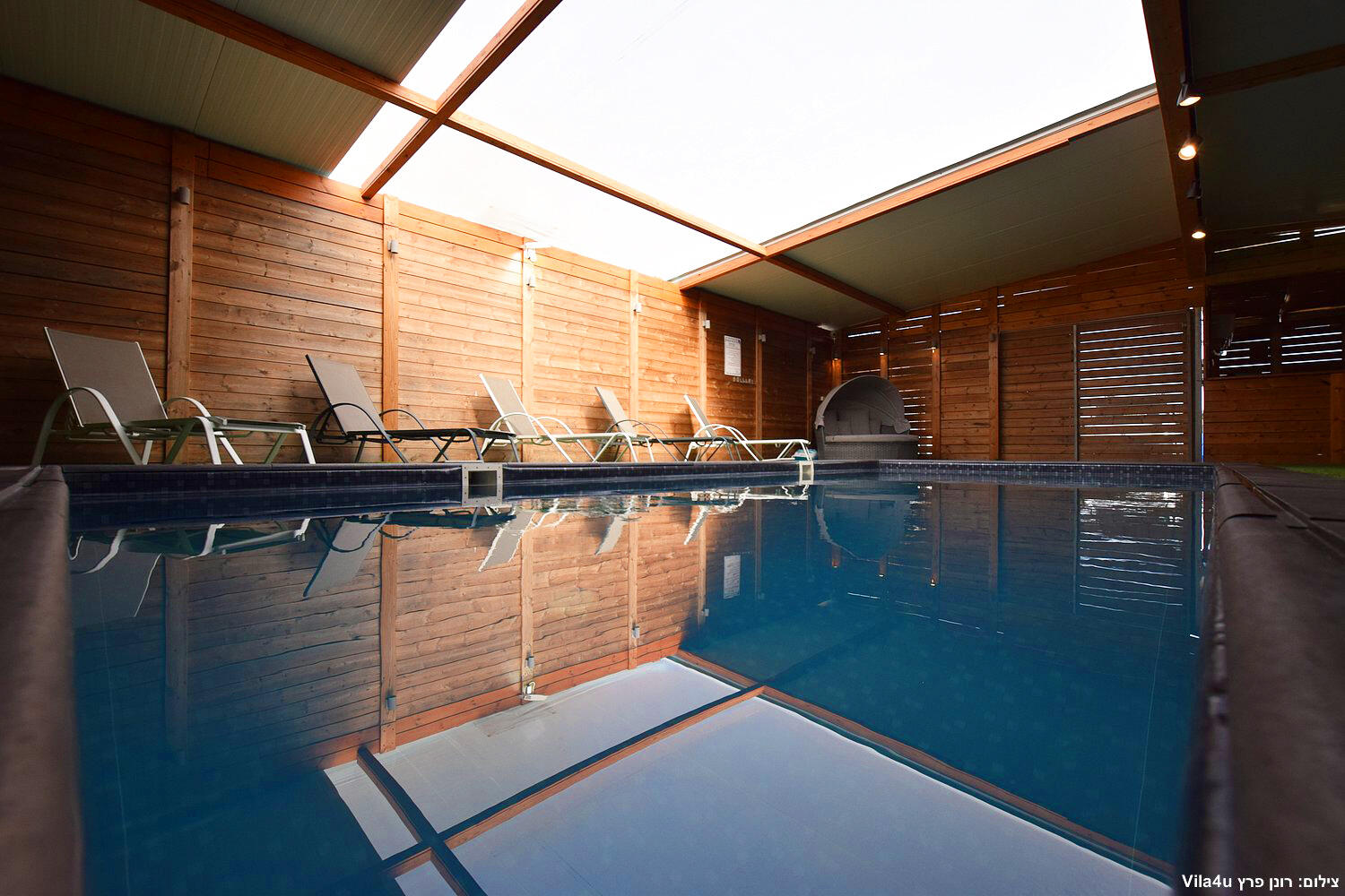 קסם בבוסתן צפון  19  לופט לנד