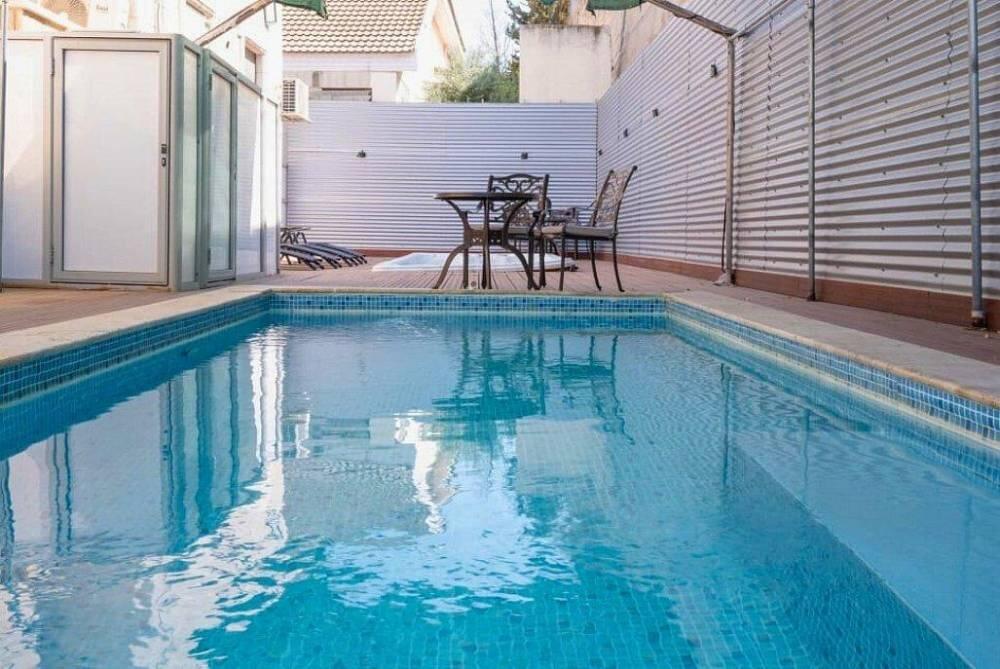 וילה דובדבן טבריה צפון  28  לופט לנד