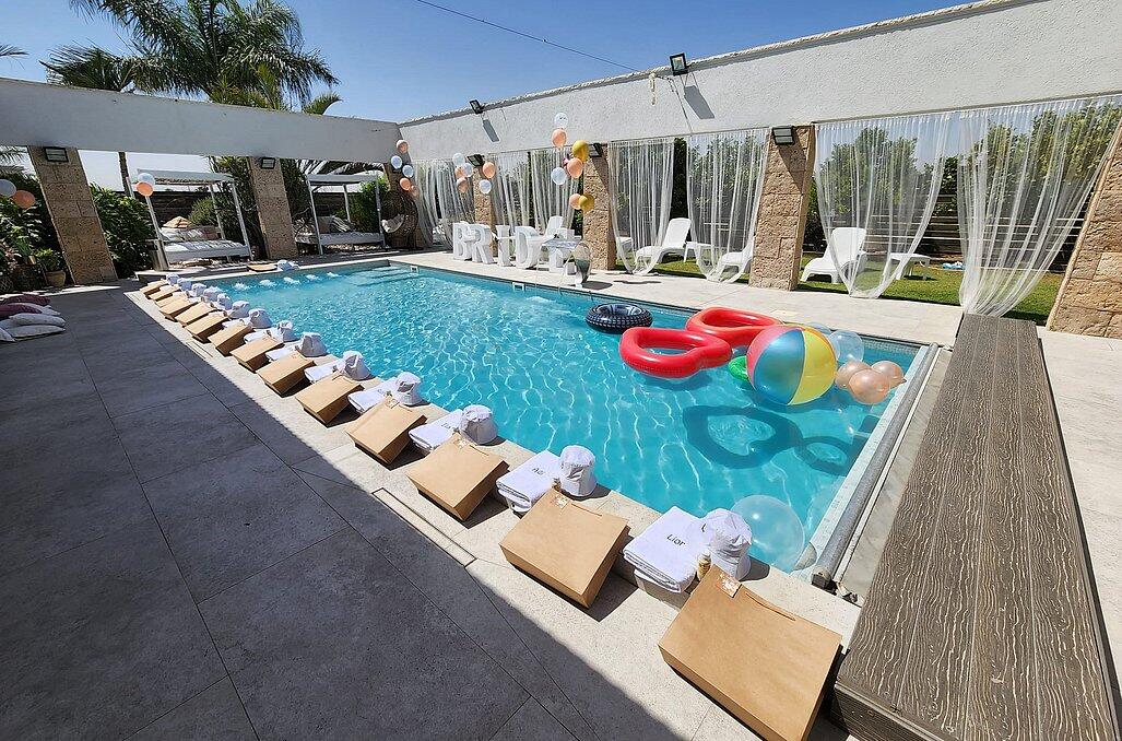 הברבור הורוד דרום  1  לופט לנד