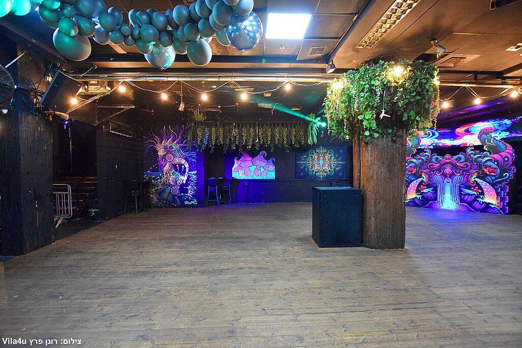 ג'סיקה איוונסט מרכז  13  לופט לנד