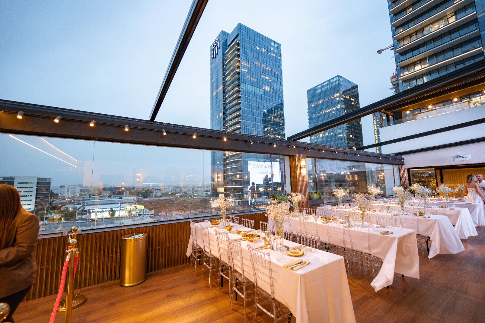 קינג ג'ורג' - מתחם אירועים מרכז  1  לופט לנד