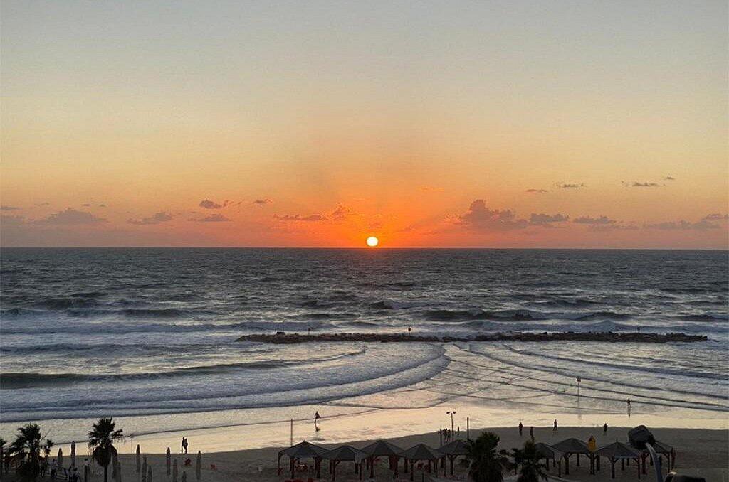 גורדונס - גג על הים מרכז  2  לופט לנד