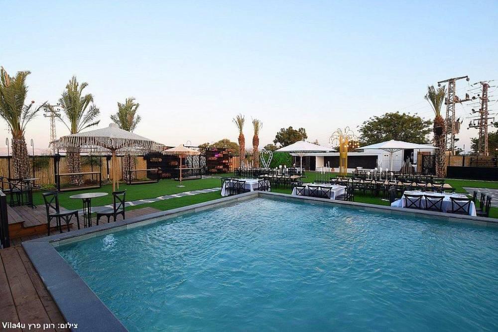 אמיליה איוונטס מרכז  4  לופט לנד